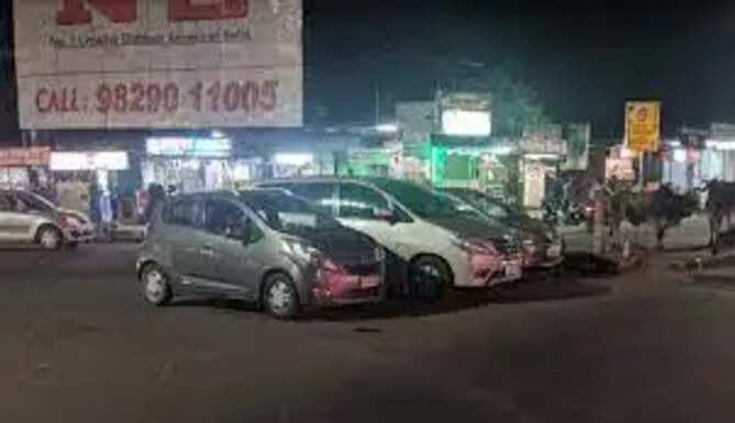 Illegal Parking on RK Circle Udaipur