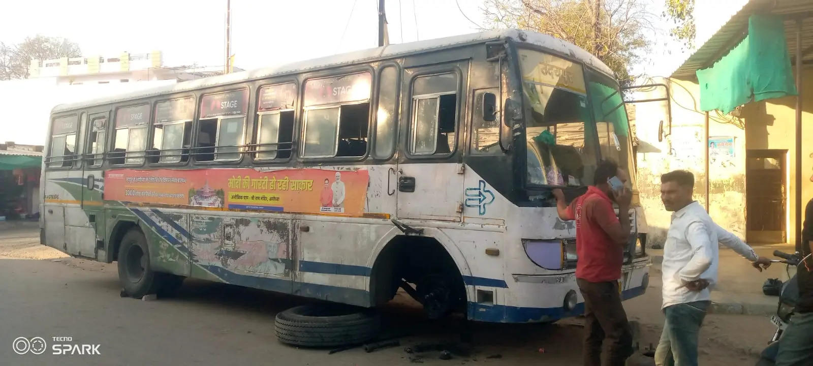 Roadways Bus on Jhadol-Kotda Route