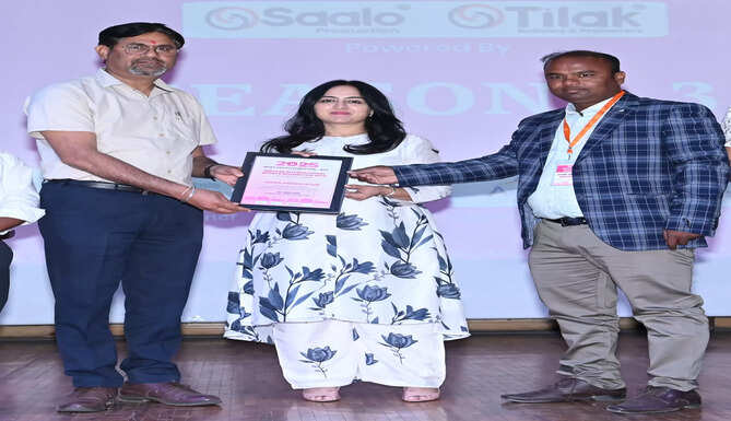 Dr Khushboo Arora