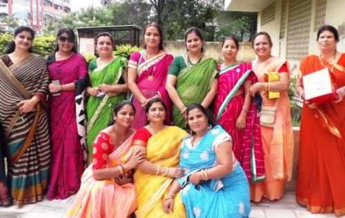 गुर्जर गौड़ ब्राह्मण समाज की लहरिया प्रतियोगिता में महिलाओं ने दिखाया उत्साह