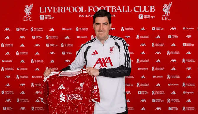 Andoni Iraola reacts after being announced as Liverpool's new head coach following Arne Slot's departure