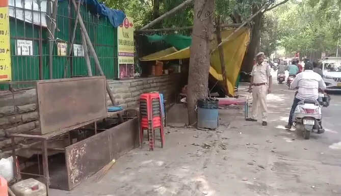 Bottleneck Cleared from Gulab Bagh