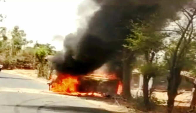 JEEP BURNT DOWN
