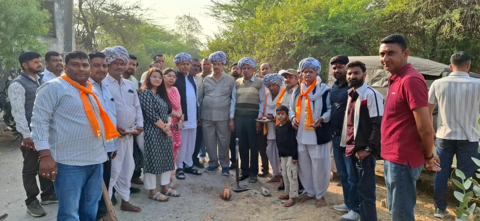 Mavli MLA Pushkar Lal Dangi performing foundation ceremony for CC road construction by Hindustan Zinc Debari Smelter in Govla Putiya village