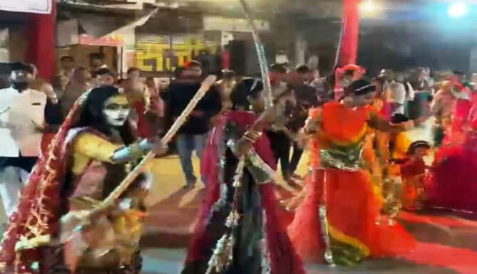 sword garba