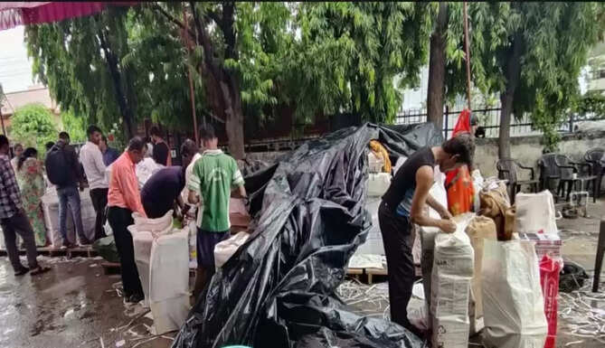 पुस्तके