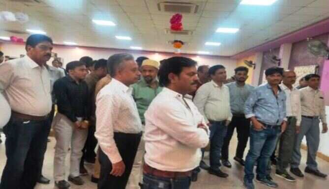 संभाग के इलेक्ट्रोनिक डीलर्स का हुआ सम्मेलन