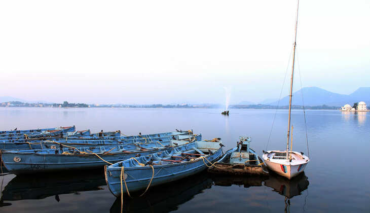 Fateh Sagar Electric Boat