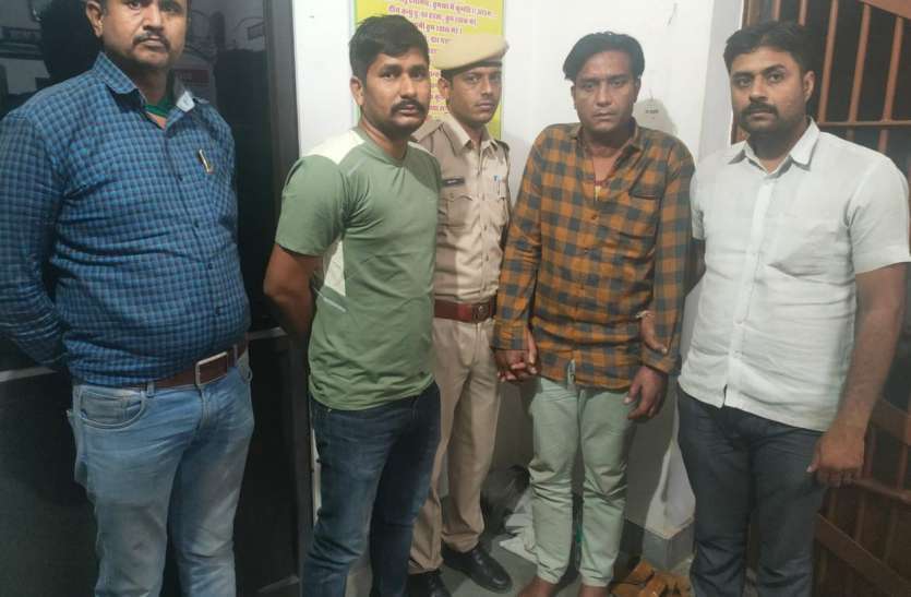 2 persons in possession of illegal weapons arrested at Udaipur