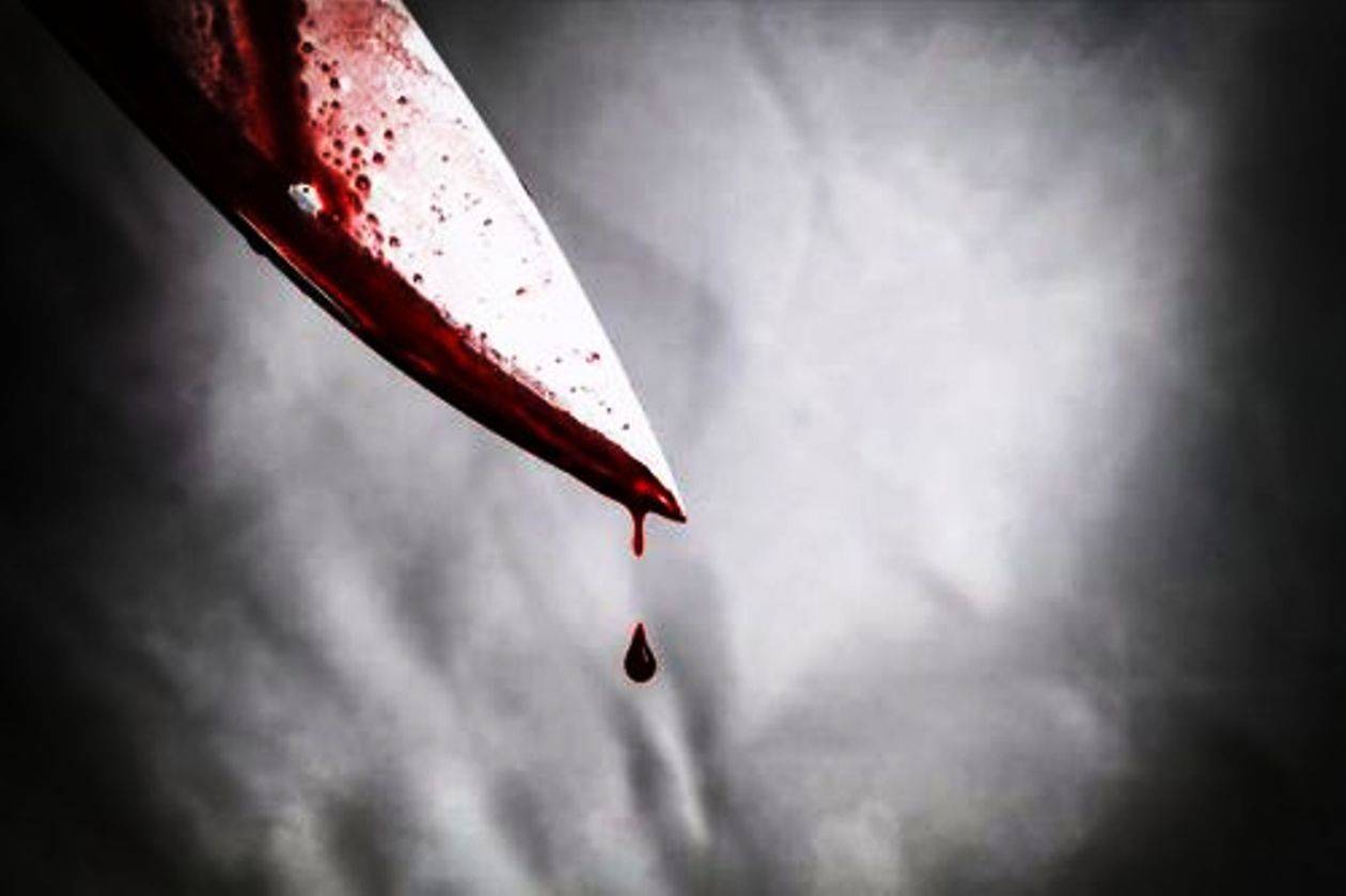 Auto rickshaw driver stabbed by a youth