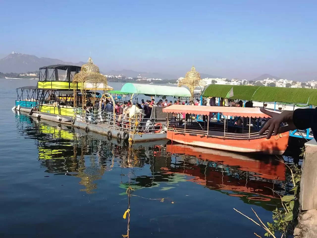 boating in pichola