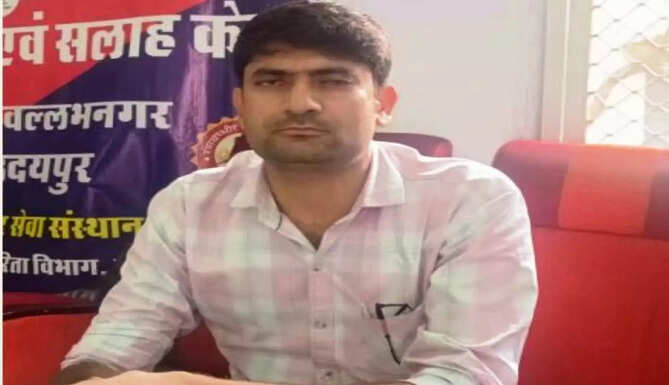 Vallabhnagar patwari arrest