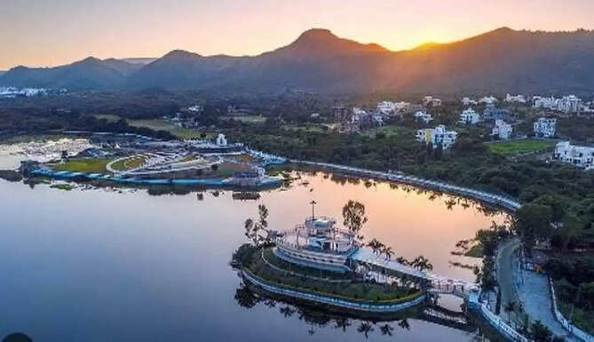 goverdhan sagar lake udaipur