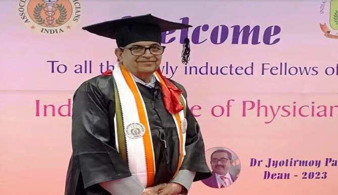 dr j k chhaprwal