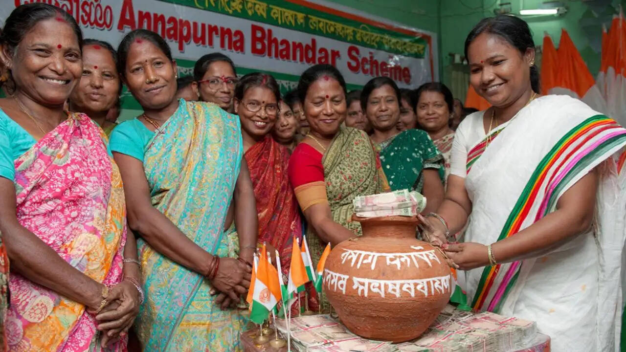 West Bengal Annapurna Bhandar Scheme 2026 registration, eligibility and ₹3,000 monthly benefit details