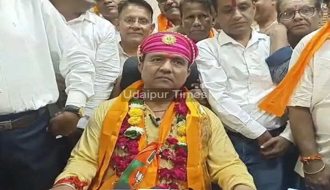 new mayor Udaipur Paras Singhvi 