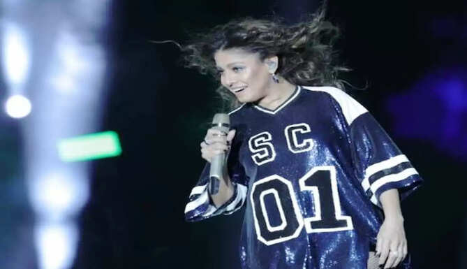 sunidhi chouhan