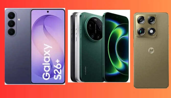 Comparison of Samsung, Xiaomi, Motorola, Vivo and Oppo smartphones with LTPO AMOLED displays, camera features and prices in India.