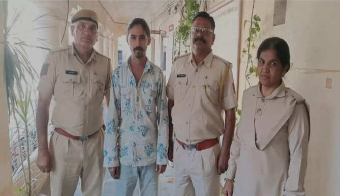 Ghantaghar Police Arrest Shoplifter in Udaipur, Recover Stolen Silver Jewelry