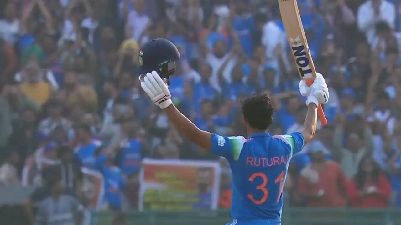Ruturaj Gaikwad and Virat Kohli celebrating their centuries in the 2nd ODI against South Africa at Raipur.