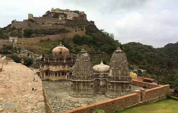 Top 10 Places to Visit Near Udaipur for a Weekend Getaway Kumbhalgarh Fort