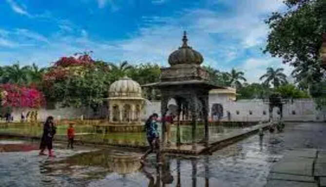 Saheliyon Ki Bari