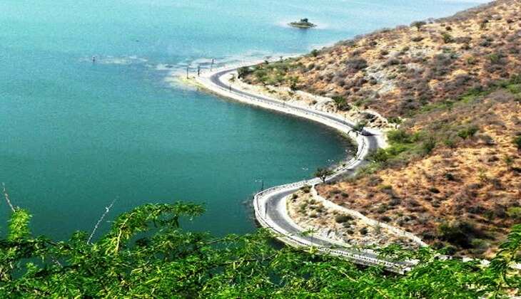 Beautification of Rani Road without disturbing the Lake's natural form