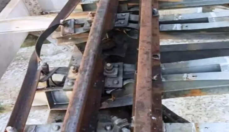 udaipur ahmedabad track