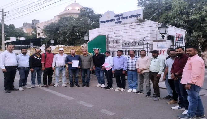 Demand to reinstate teachers