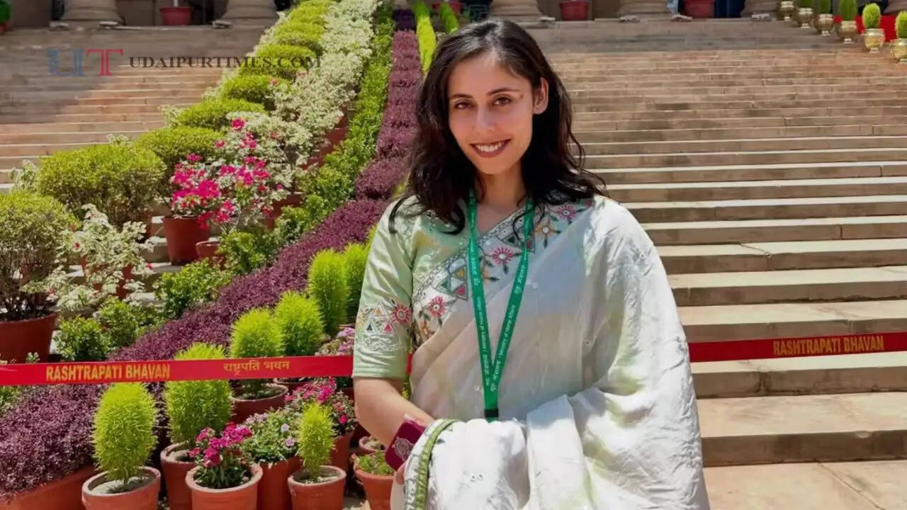 डॉक्टरी छोड़ पहले बनी IPS और फिर बनी IAS