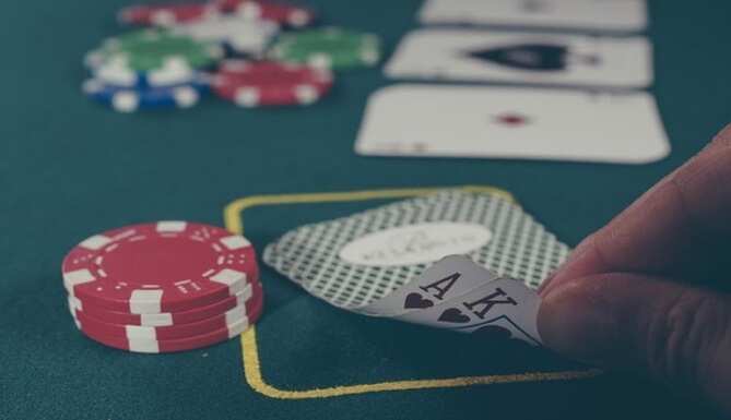 pros and cons of online gambling what are things that you should take care of protect yourself during online gambling