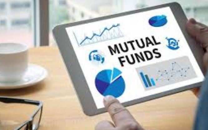 Which one is better - Mutual Funds or FD?