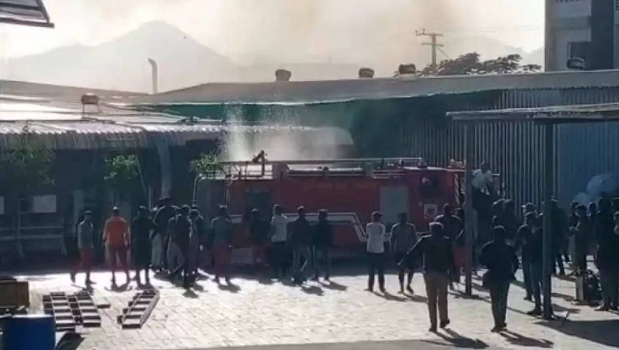 Fire at furniture in Udaipur