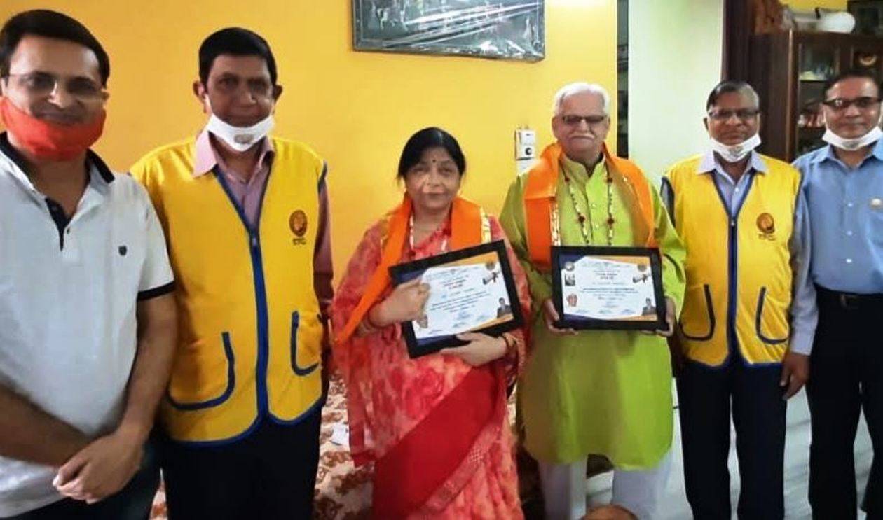 लायंस क्लब 'ओम' उदयपुर ने किया इंद्रेश दम्पती का शिक्षक सम्मान