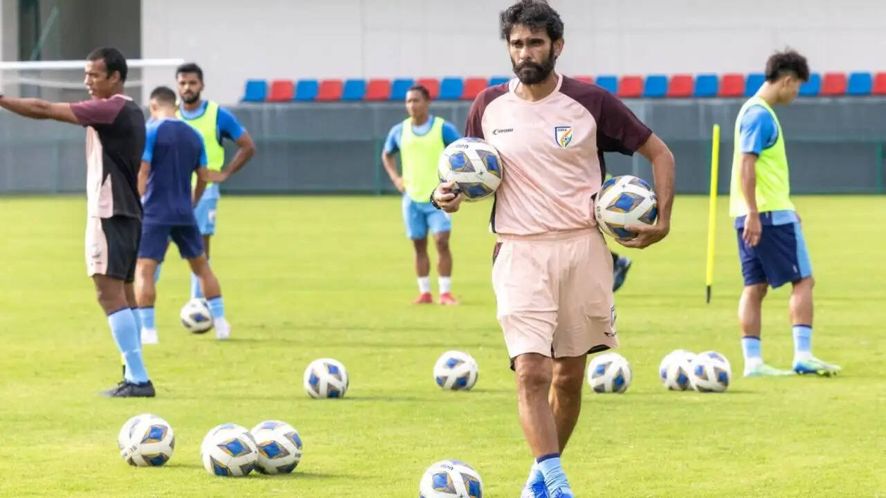 Indian Football Faces&nbsp;Embarrassment as Coach and Players Denied Stadium Entry