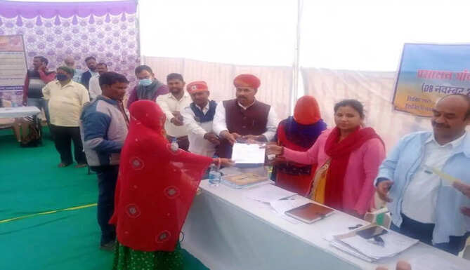 prashasan ganv ke sang