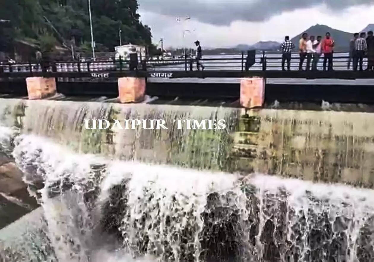 Fatehsagar gate open
