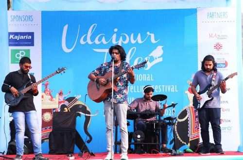 मुक्ता बैंड की मधुर धुन के साथ अंतर्राष्ट्रीय कहानी फेस्टिवल का रंगारंग समापन