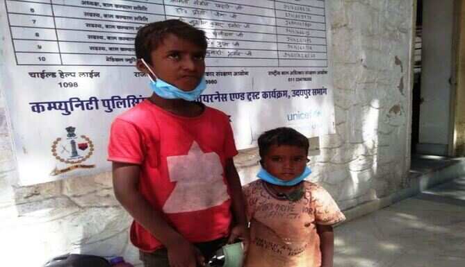 रानीरोड में मिले दो लावारिस बालकों को परिजनों की तलाश