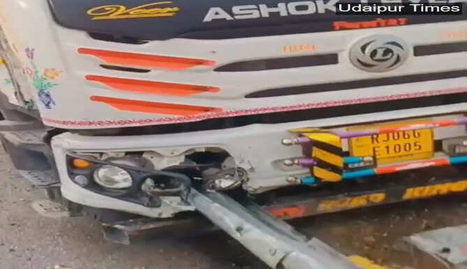 Damaged truck after crashing into a divider near Chirwa Tunnel on the Udaipur-Ahmedabad Highway while avoiding a sudden-braking car.