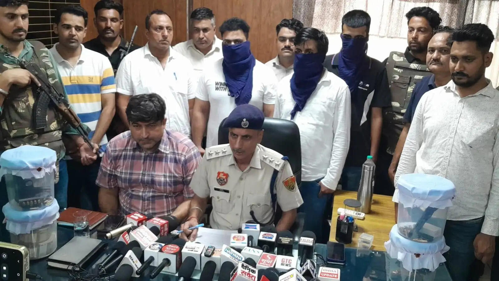 सिरसा CIA पुलिस ने पंजाब के कुख्यात गैंगस्टर को दो साथियों सहित किया गिरफ्तार