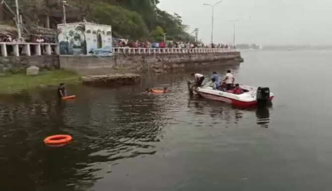 drawn in fatehsagar