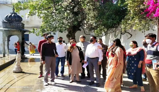 saheliyon ki badi