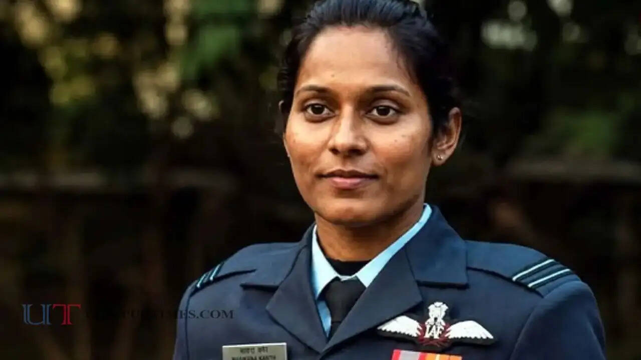 जानिए कौन है भारत की पहली महिला टॉप गन