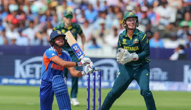 Australia celebrate after defeating India by six wickets at Lord's to qualify for the Women's T20 World Cup 2026 semi-finals.