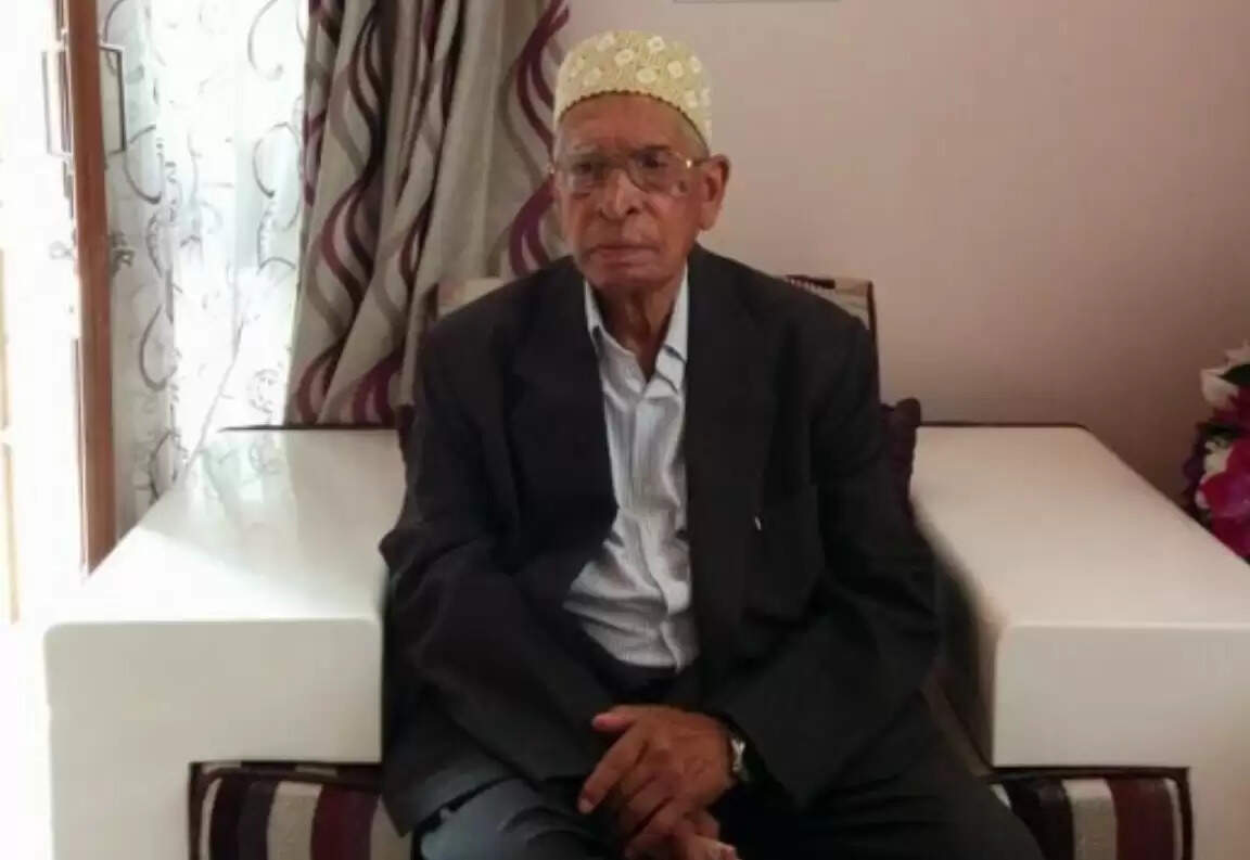 Qamruddin Bhai Mavliwala, noted Dawoodi Bohra social reformer of Udaipur