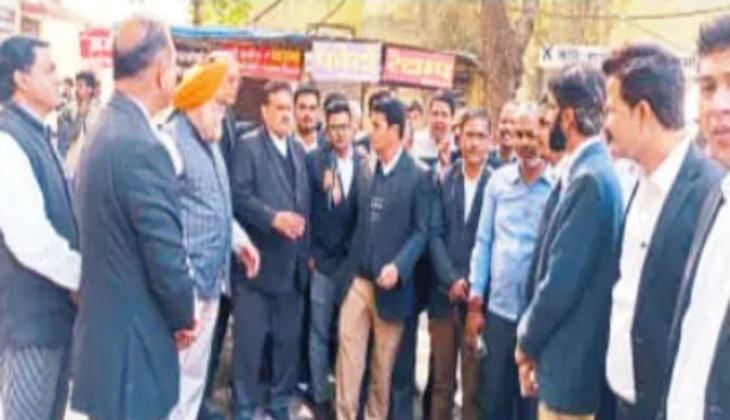 Rally protesting attacks on advocates