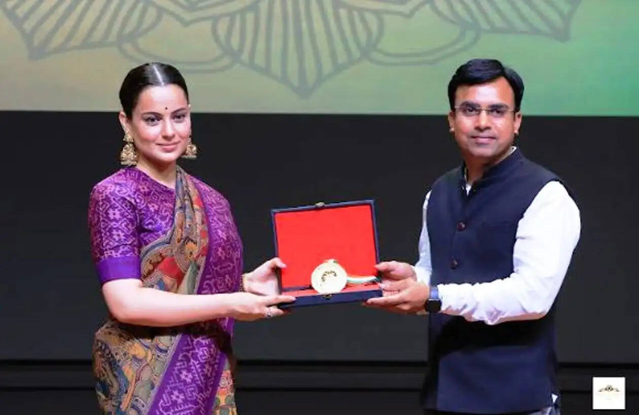 Dr Shailendra Pandya