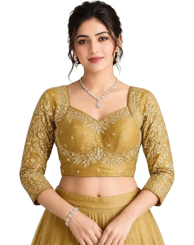 गरबा और डांडिया नाइट्स में घाघरा के साथ पहनेंगी ऐसे ब्लाउज तो हर कोई करेगा तारीफ, एक बार जरूर करें ट्राई