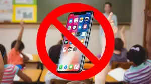 Mobile ban in schools